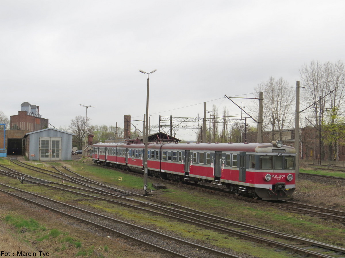 EN57-1367 / ( 9451 2 122 103-6/104-4/105-1 )